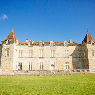 Chateau Cazeneuve Sud Gironde Agence Les Conteurs 37